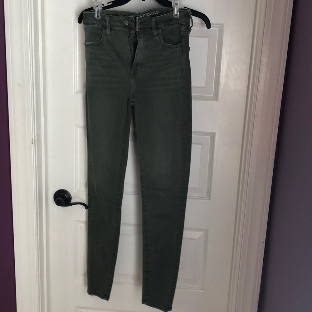 American Eagle Super Super Stretch Army Green Jean